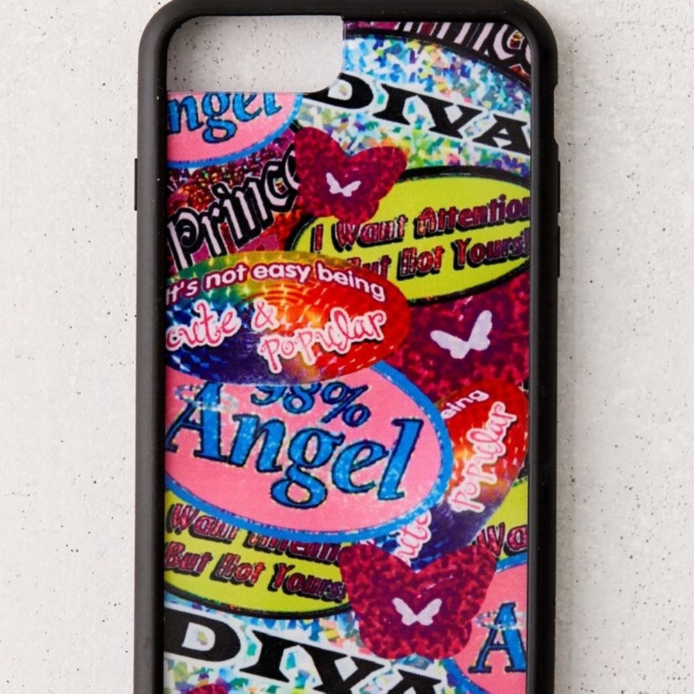 Exclusive wildflower case. In great condition